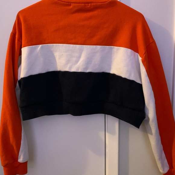 four cropped sweaters - Picture 8 of 8